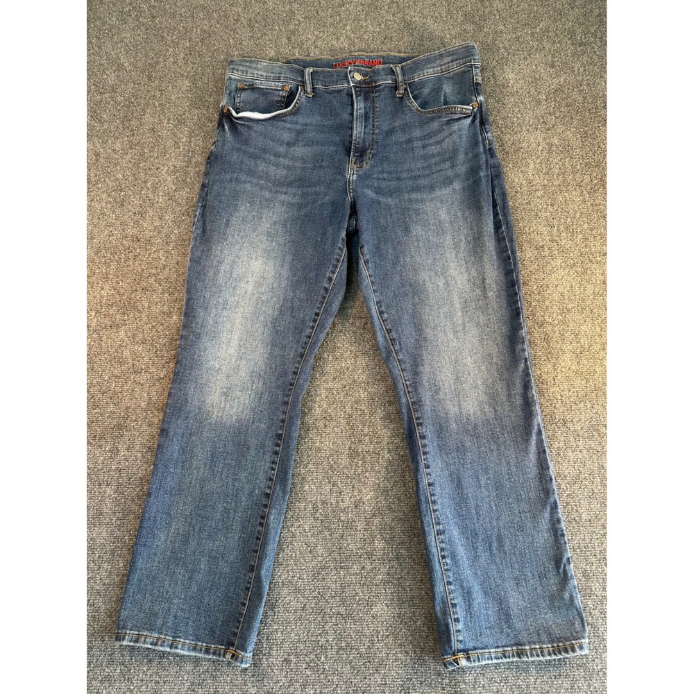 Lucky Brand 223 Straight Leg Jeans Mens 38x30 Medium Wash Blue Denim Pants